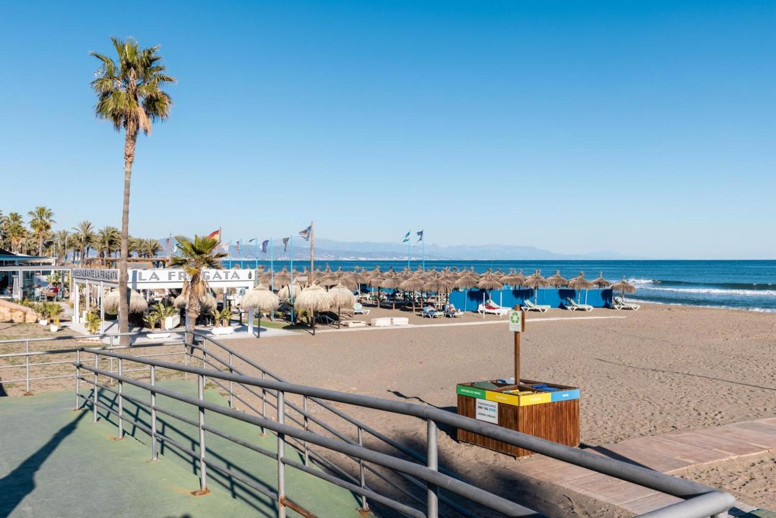 Primera Linea Del Mar - Acceso Directo Playa Carihuela Torremolinos Zewnętrze zdjęcie
