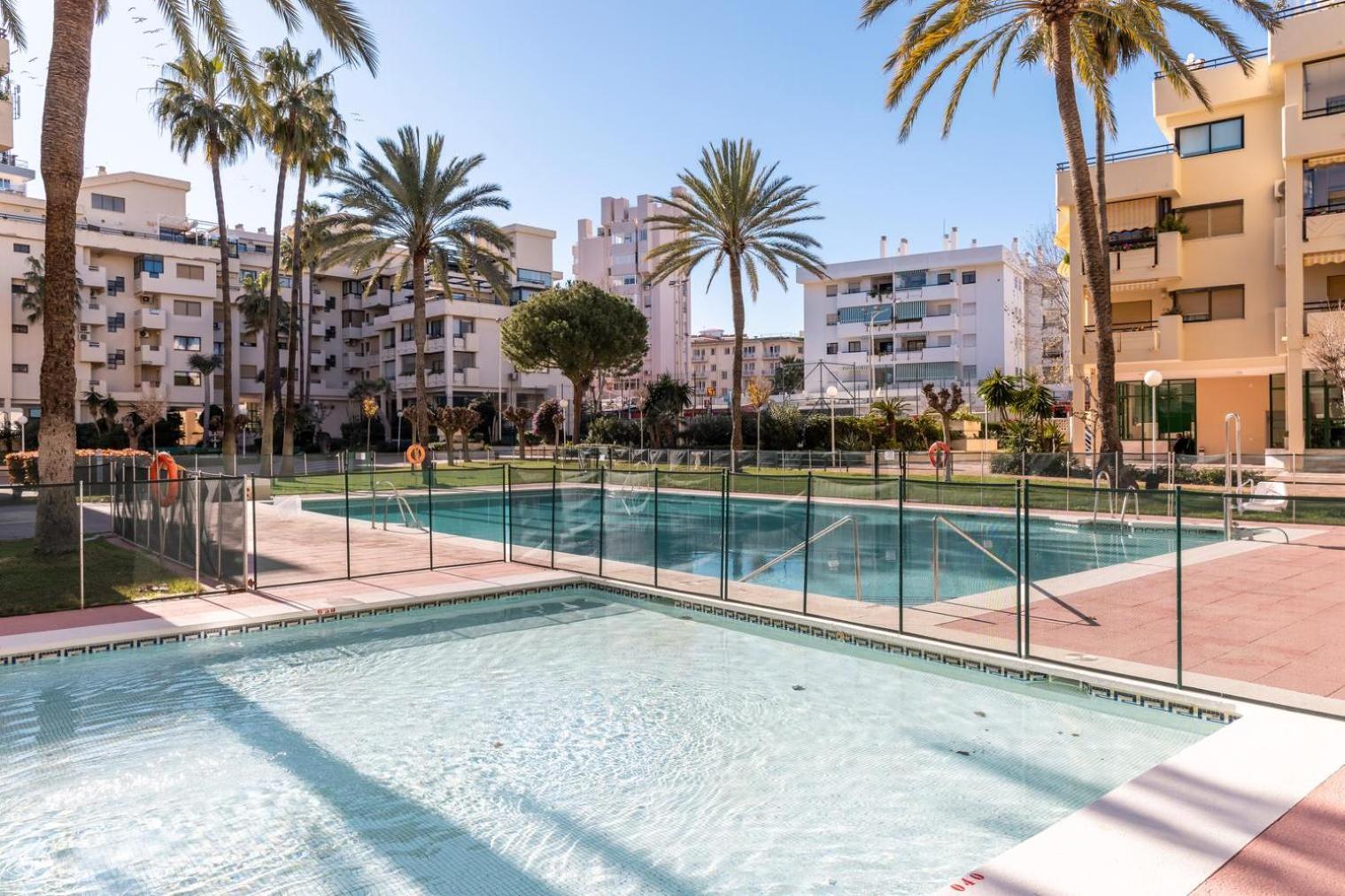 Primera Linea Del Mar - Acceso Directo Playa Carihuela Torremolinos Zewnętrze zdjęcie