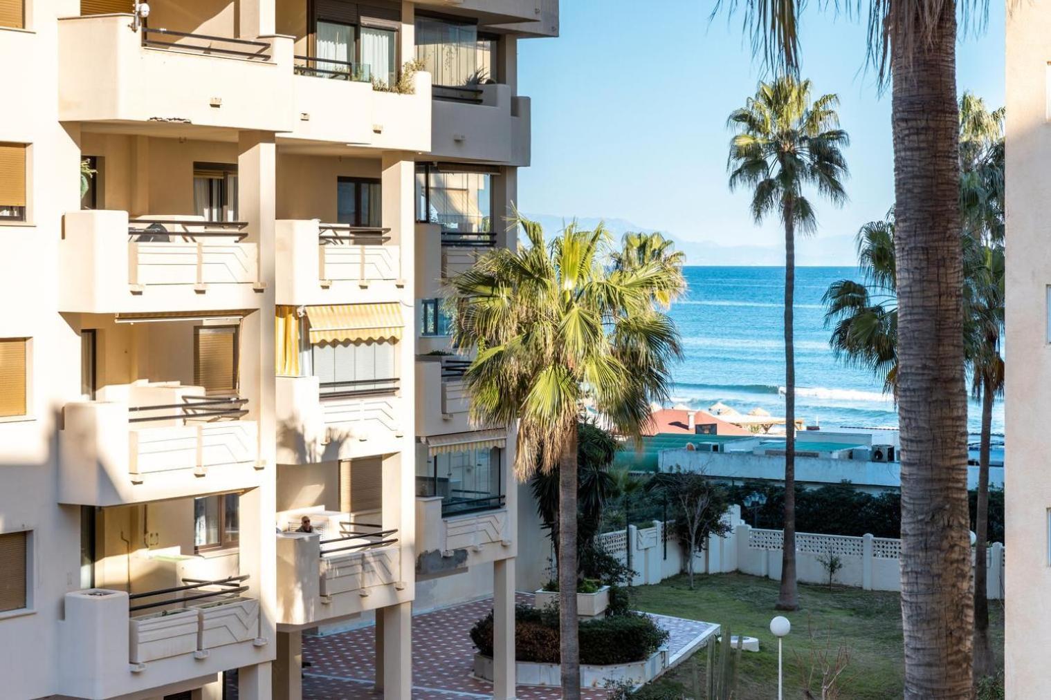 Primera Linea Del Mar - Acceso Directo Playa Carihuela Torremolinos Zewnętrze zdjęcie