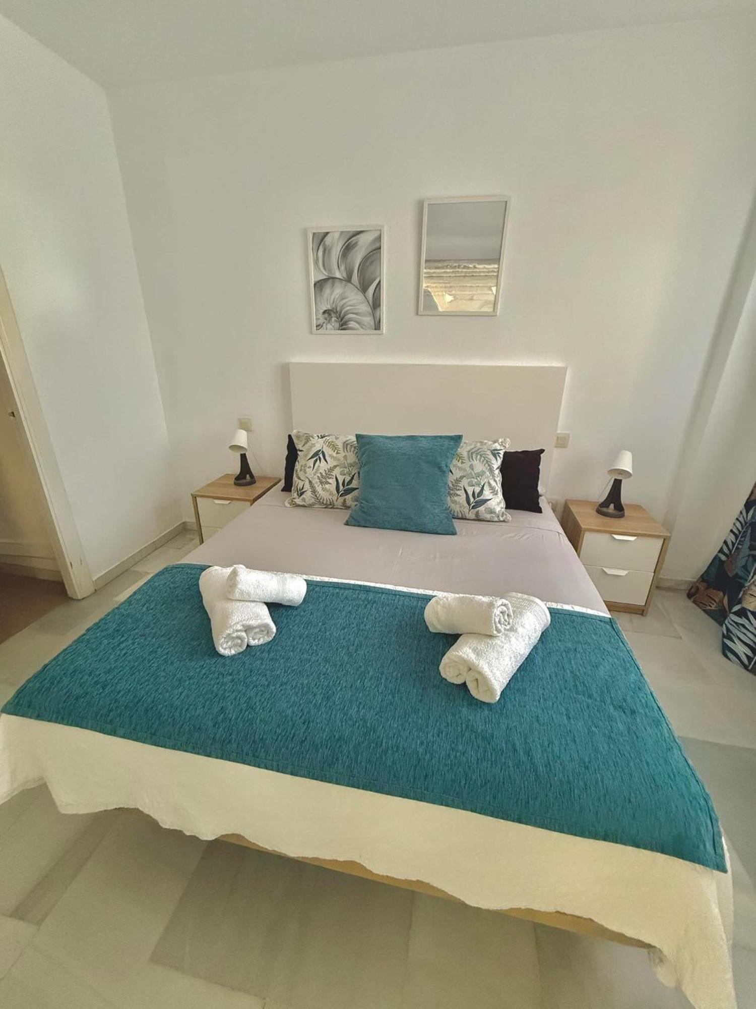 Primera Linea Del Mar - Acceso Directo Playa Carihuela Torremolinos Zewnętrze zdjęcie